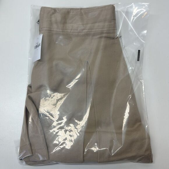 🔥GAP Tan Skater Mini school Skirt Pleated Casual  with short Sz 10 new - Picture 1 of 5